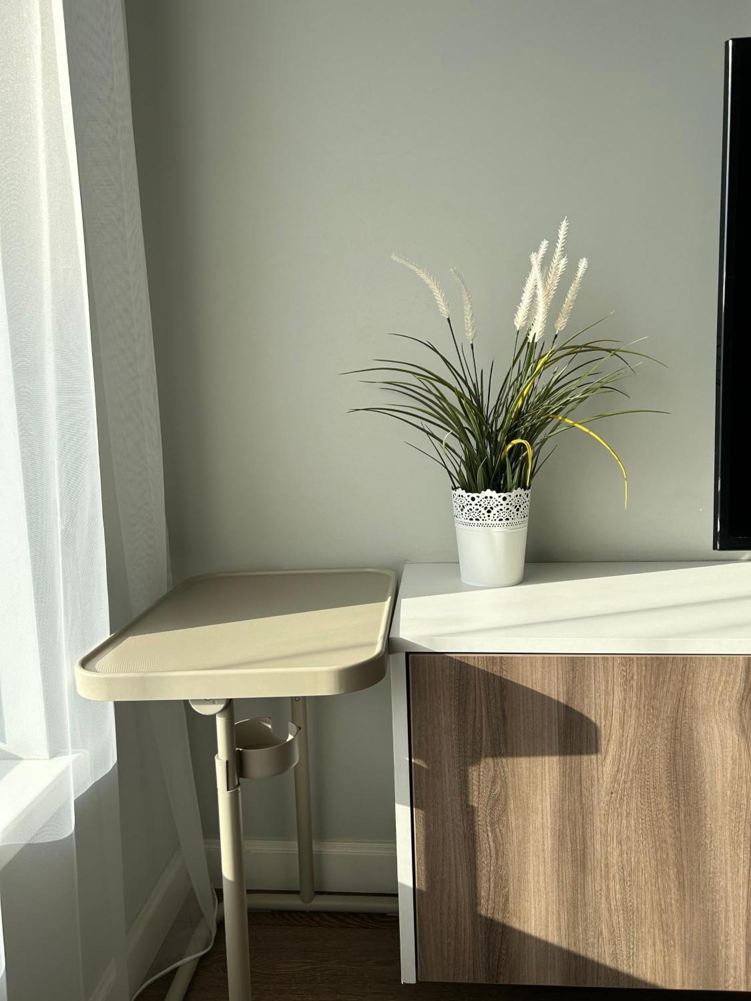 Your Home - Spacious Apartment In City Center, With Balcony & Self Check-In Вильнюс Экстерьер фото
